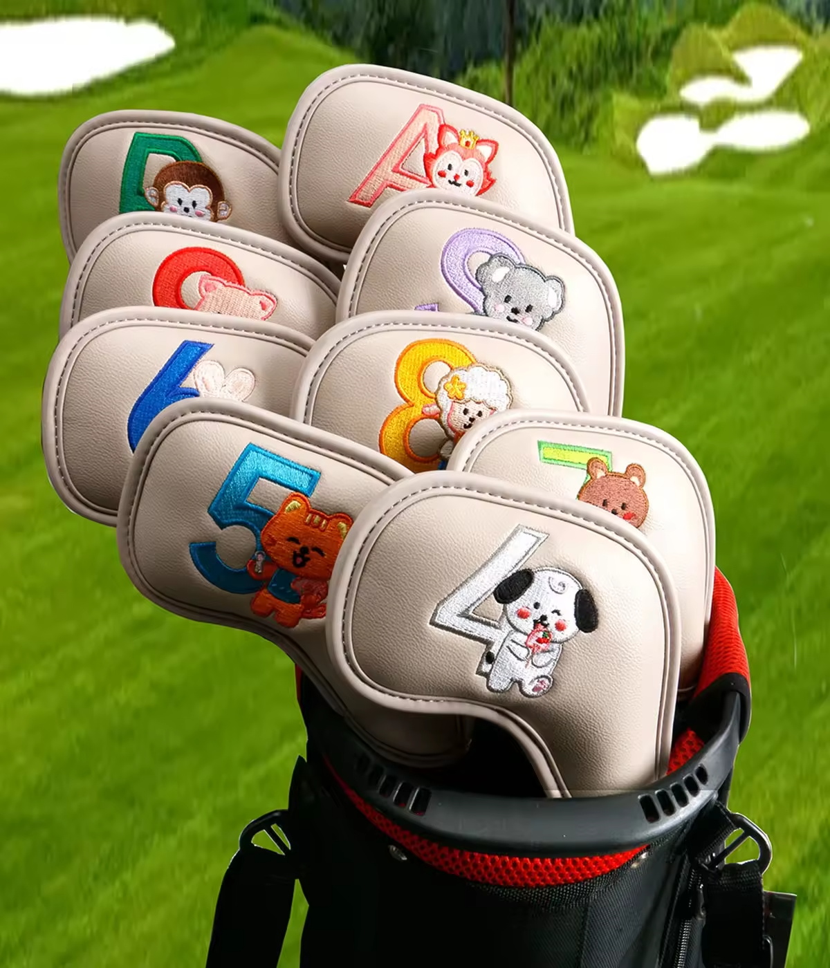 9個入りのかわいい漫画風動物ゴルフアイアンヘッドカバー、PU - Golf Equipment Storage のレビューと価格